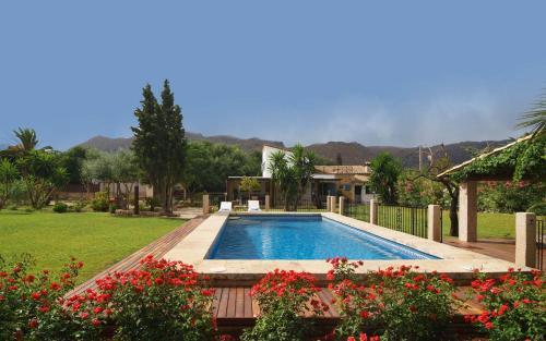 Pollenca Villa Sleeps 8 Pool