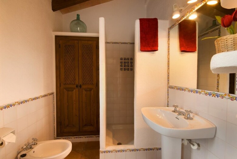 Hostal Jard� De Papallones