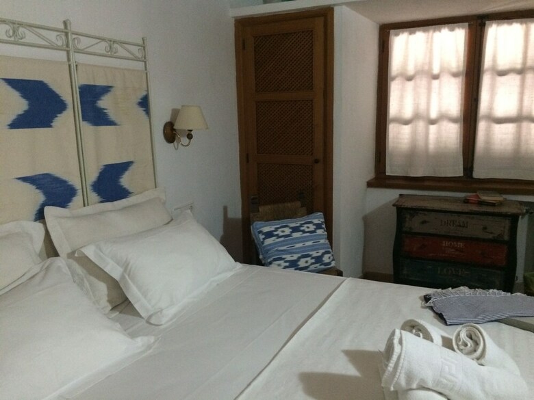 Hostal Jard� De Papallones