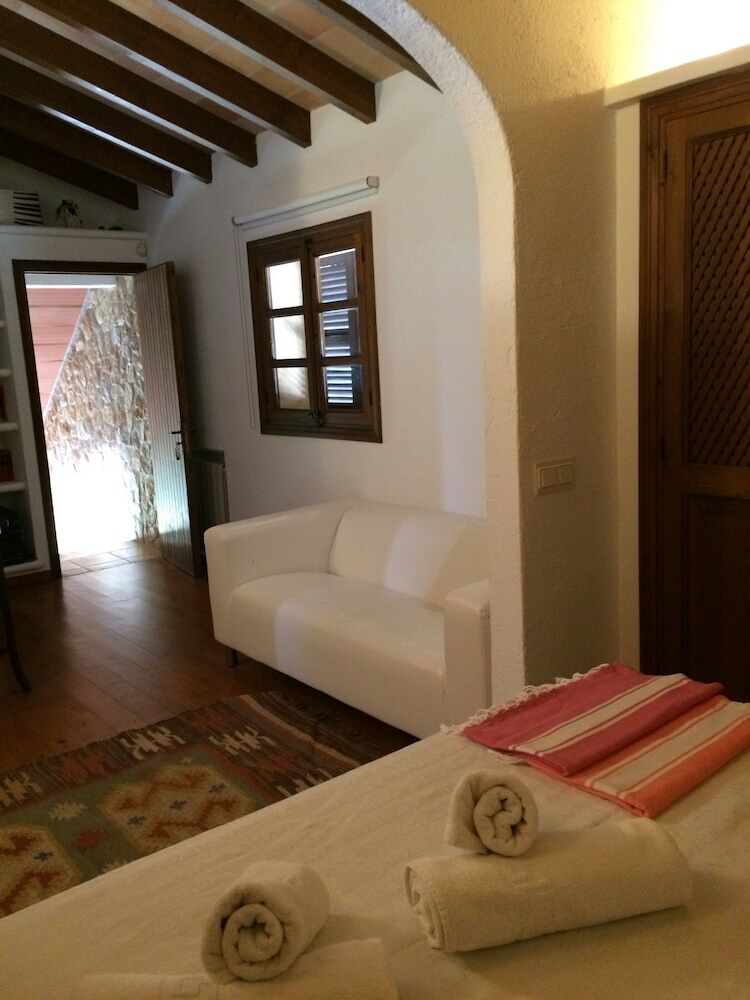 Hostal Jard� De Papallones