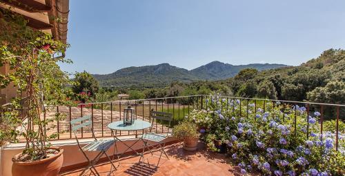 Pollenca Villa Sleeps 10 Pool Air Con
