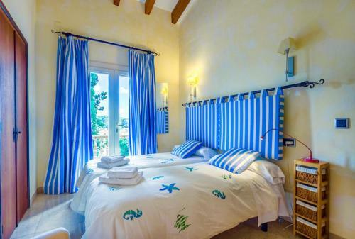 Pollenca Villa Sleeps 6 Pool Air Con Wifi T400535