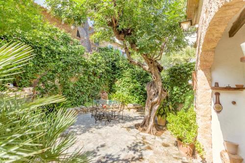 Pollenca Villa Sleeps 6 Pool Air Con Wifi T400535