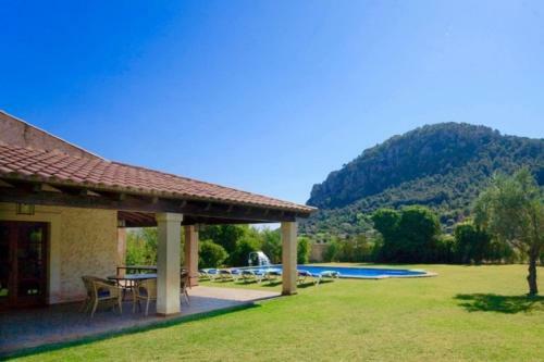 Pollenca Villa Sleeps 6 Pool Air Con Wifi T251882