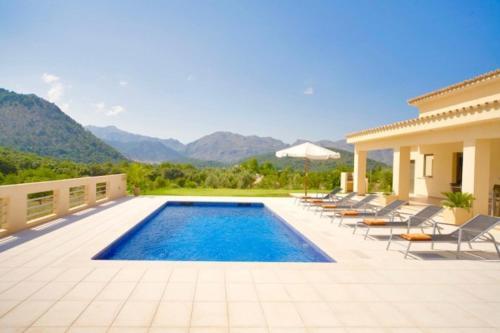 Pollenca Villa Sleeps 6 Pool Air Con Wifi T251852
