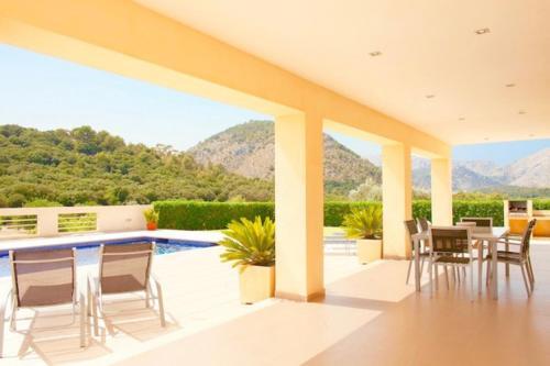 Pollenca Villa Sleeps 6 Pool Air Con Wifi T251852