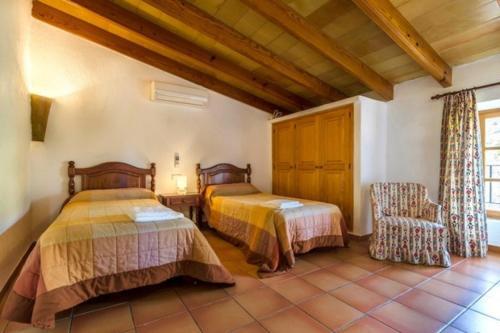 Pollenca Villa Sleeps 6 Pool Air Con Wifi T251863
