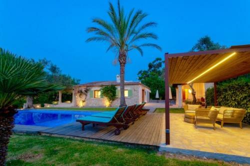 Pollenca Villa Sleeps 6 Pool Air Con Wifi T251887