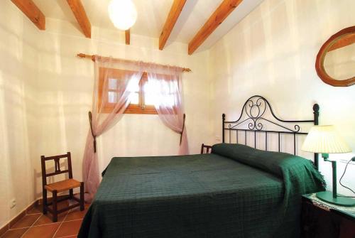 Pollenca Villa Sleeps 12 Wifi