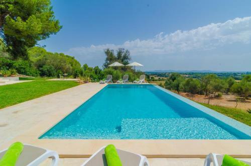 Villa Son Mora