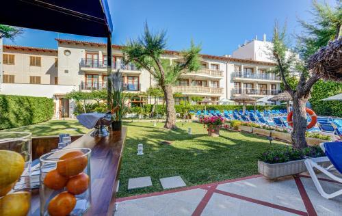 Apartamentos Maricel 1