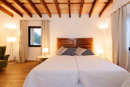 Villa Pins