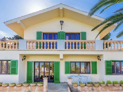 Serene Villa In Portocolom With Private Swimming Pool