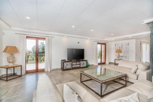 Port D'alcudia Villa Sleeps 12 Pool Wifi