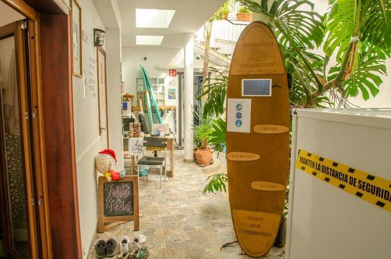 Puerto Nest Hostel