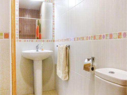 Two-bedroom Holiday Home In Puerto De Mazzaron