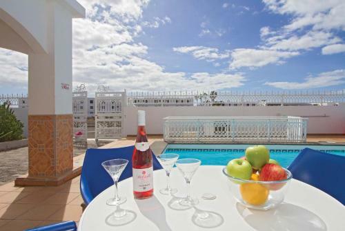 Puerto Del Carmen Villa Sleeps 8 Wifi