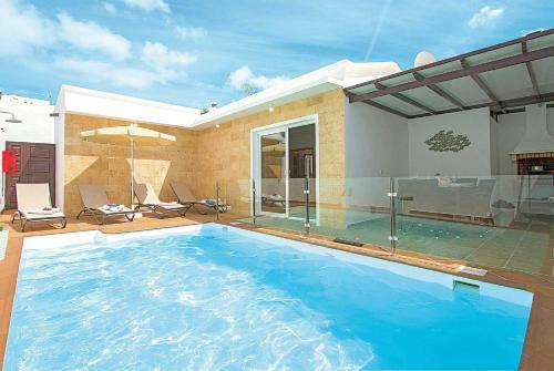 Villa Eris
