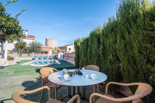 Port De Pollenca Chalet Sleeps 4 Pool Air Con Wifi