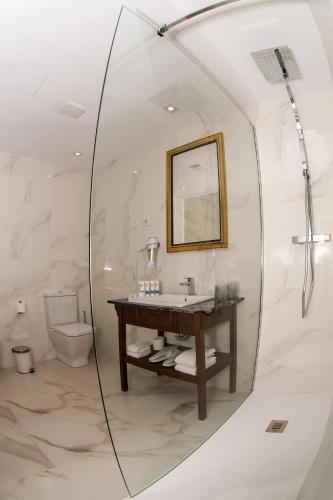 Hotel Javier Montero
