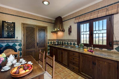 Ronda Villa Sleeps 5 Pool Air Con