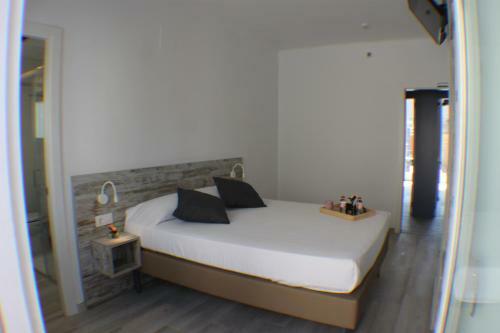 Hostal Agi Gloria Rooms