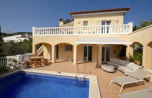 Villa Navarra 1