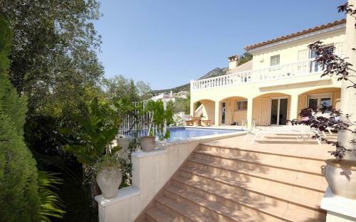 Villa Navarra 1