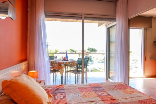Bay Apartment