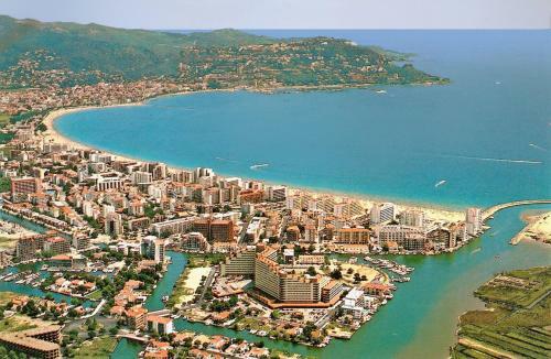 Apartamento Vacances Location 1 P.margarita 3 B