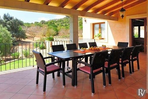 S'horta Villa Sleeps 10 Pool Air Con Wifi