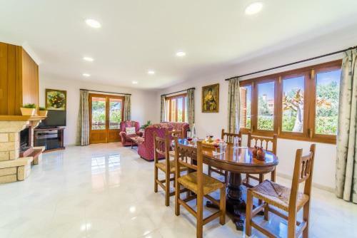 Sa Coma Villa Sleeps 6 Pool Wifi
