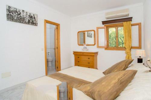 Sa Rapita Villa Sleeps 6 Air Con Wifi