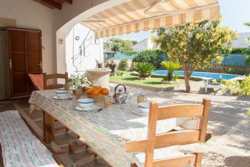 Sa Rapita Villa Sleeps 6 Air Con Wifi