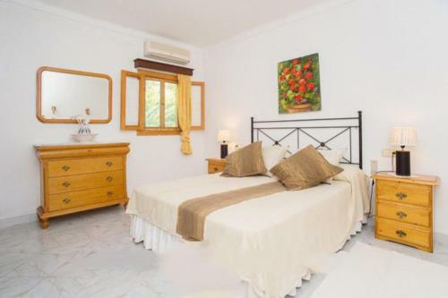 Sa Rapita Villa Sleeps 6 Air Con Wifi