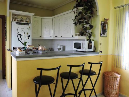 Cozy Apartment Near The Center (1-4 Pp)