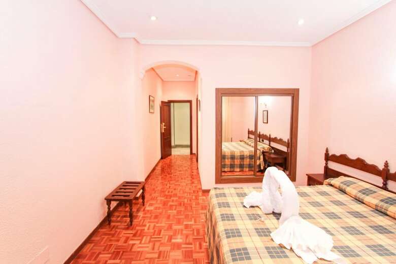 Hotel Castellano Centro