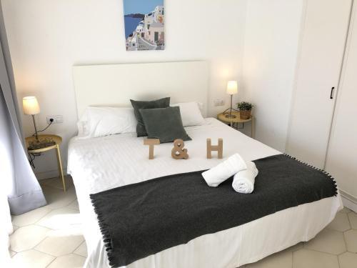 T&h Novelty 115 Family Apartment