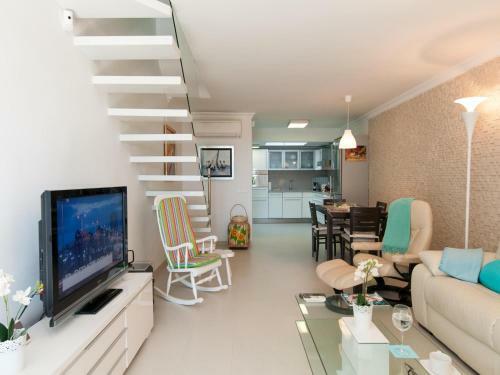 Beachfront Apartment Las Burras Mra 02