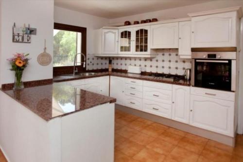 San Jose Villa Sleeps 8 Pool Air Con Wifi