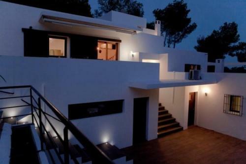 San Jose Villa Sleeps 8 Pool Air Con Wifi