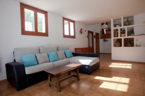 San Jose Villa Sleeps 8 Pool Air Con Wifi