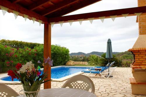 Sant Antoni De Calonge Villa Sleeps 6 Pool Wifi