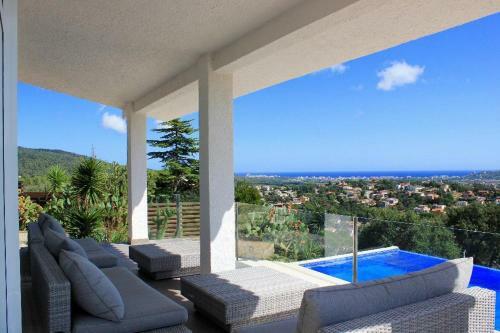 Sant Antoni De Calonge Villa Sleeps 9 Pool Wifi