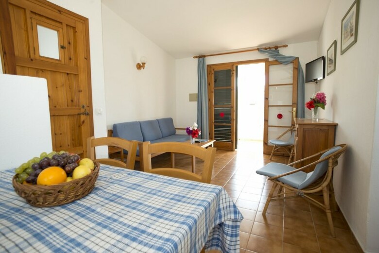 Apartamentos Sa Caleta