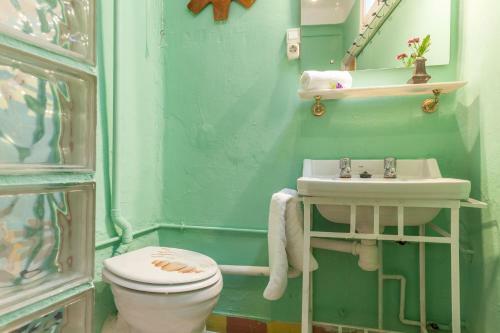 Fant�stica Casa Con Especial Encanto 10px-ac-wifi