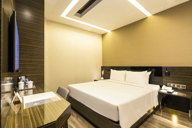 Queen Ann Hotel