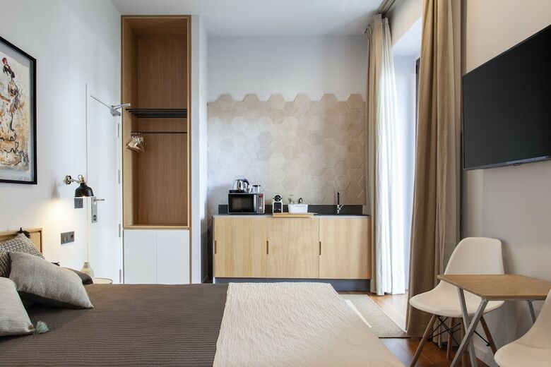 Hostal Welldone Metropol