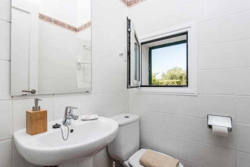 Torre Soli Nou Villa Sleeps 7 Pool Air Con Wifi