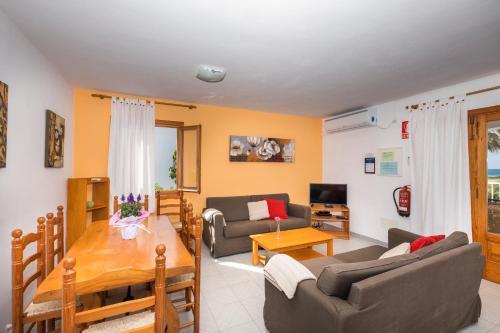 Villa Llevant 77
